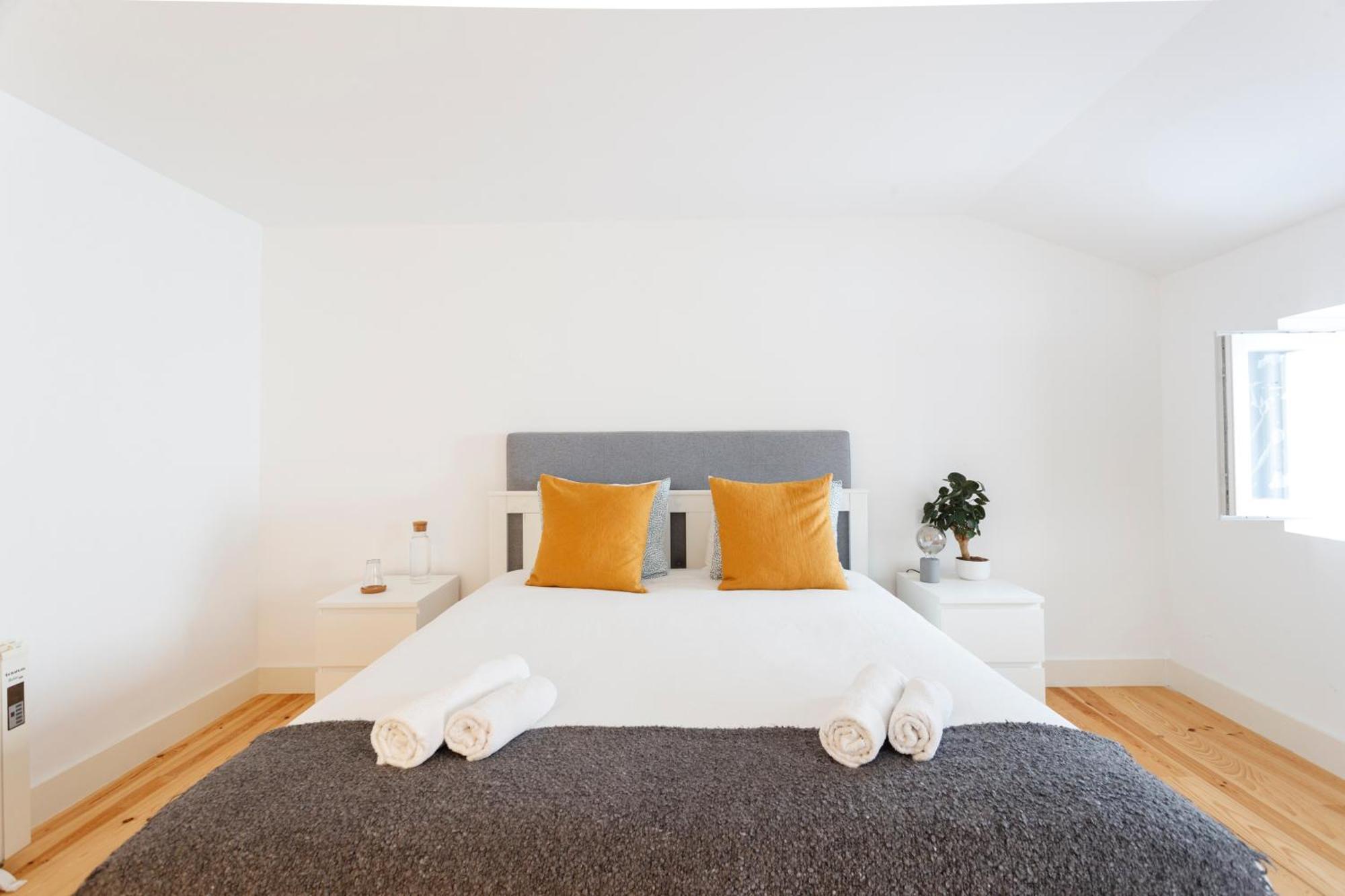Suite In Cozy Apartment In Chiado In Shared House Lisboa المظهر الخارجي الصورة
